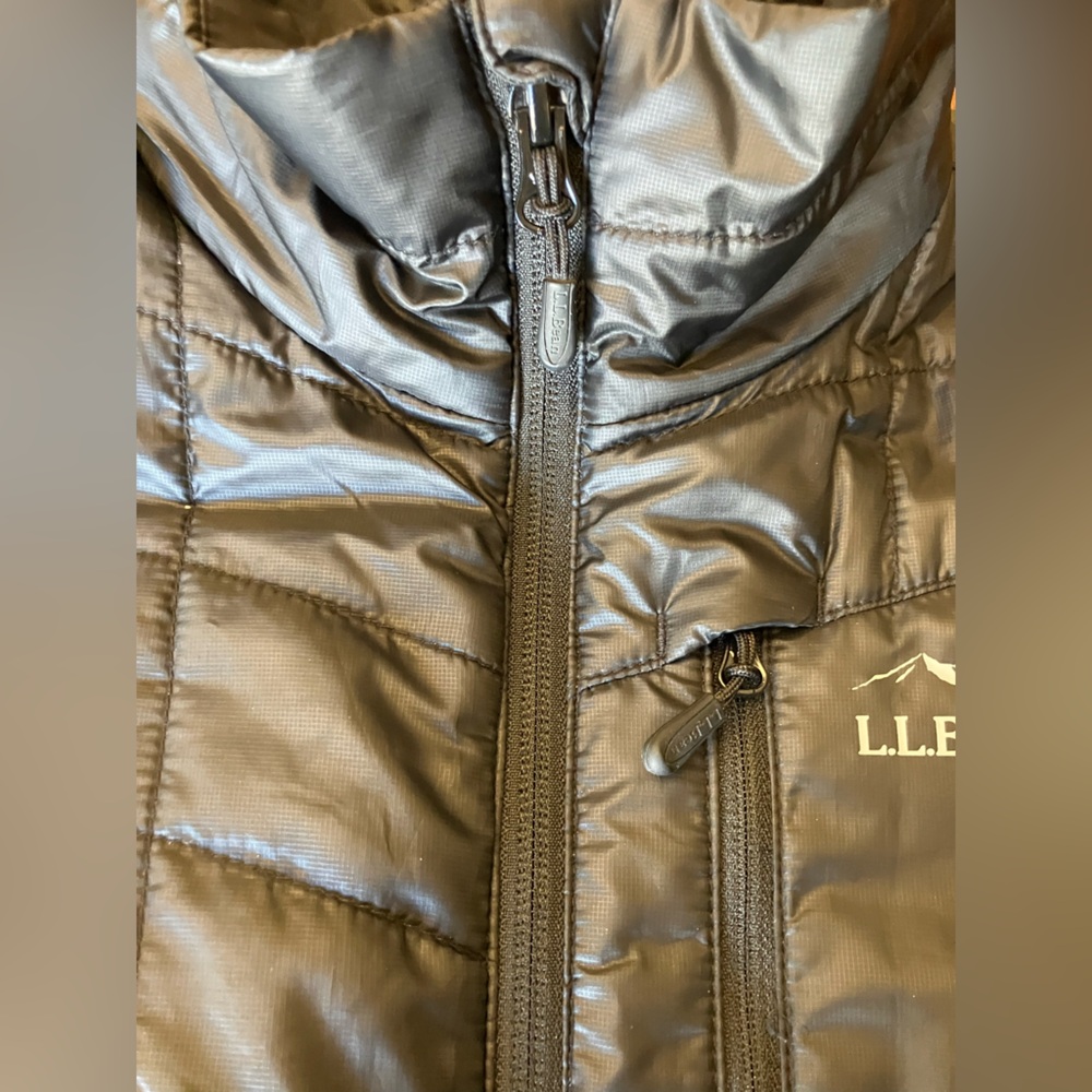 L.L. Bean Women's Black PrimaLoft Packaway Jacket size small - Picture 5 of 11